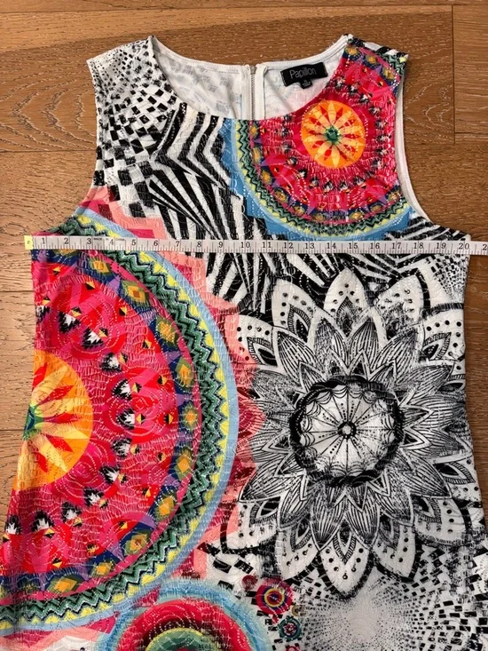 Papillon Blanc Multicolor Sleeveless Mandala Tunic with Black & White Accents - Picture 11 of 16